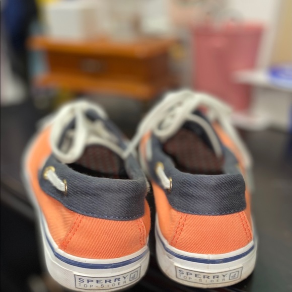 Shoes - Picture 3 of 4